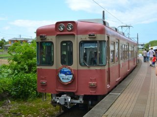 A two-car local train, &quot;Choshi Dentetsu&quot;. It started operation in 1923