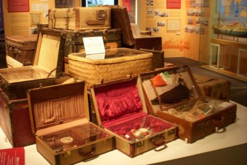 What did Japanese migrants pack?  Have a look!
