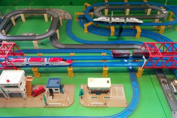 <p>Children can enjoy playing with the train themed toys</p>