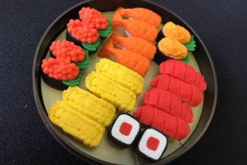 <p>Miniature sushi set.&nbsp;</p>