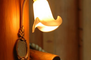 <p>One of the indoor lamps that displays attention to detail.&nbsp;</p>