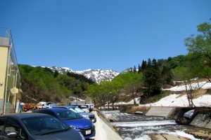 Sumon Peak and the Sumon River from the parking lot