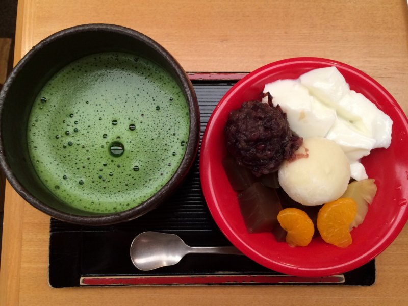 <p>It is worth the trip to the main store in Asakusa just to try this matcha tea, perfectly matched with the Japanese style&nbsp;parfait.</p>
