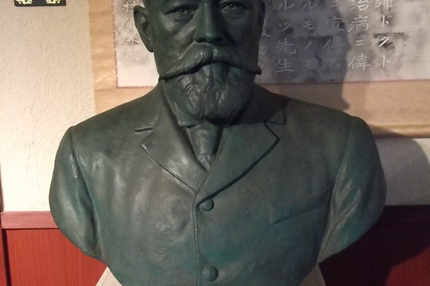 A bust of the distinguished-looking Dr Baelz