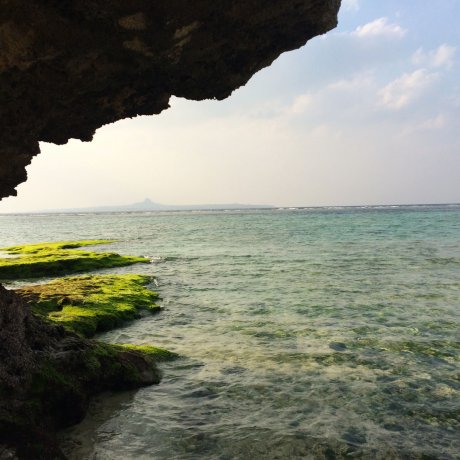 Vista da Praia Esmeralda, Okinawa