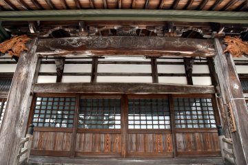 <p>The main hall of Jofukuji Temple</p>