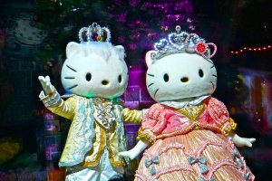 Hello Kitty and Dear Daniel are so happy to see you at Sanrio Puroland in Tokyo!