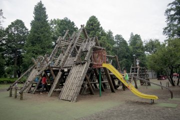 <p>This is a pretty amazing playground. It&#39;s nothing like the rest Ive seen!</p>