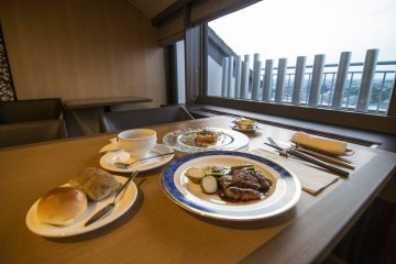 <p>Enjoy french cuisine here in Rochester while watching the sunset over Hamamatsu.</p>