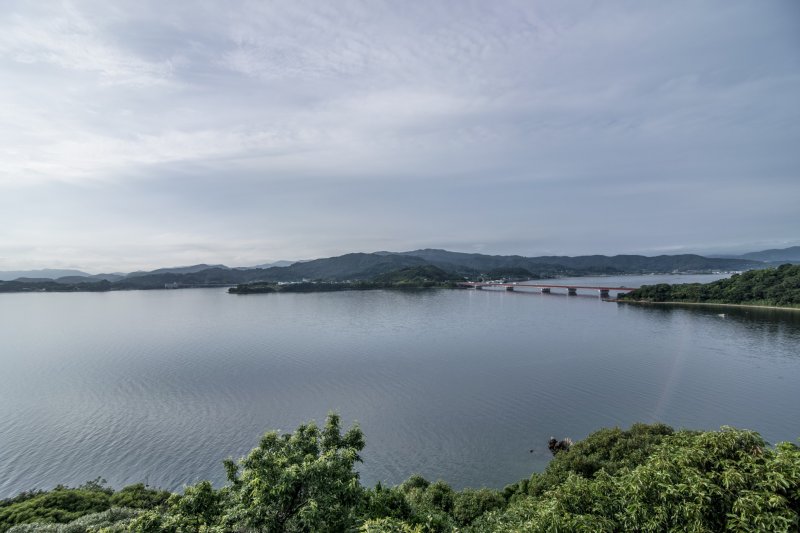 <p>Beautiful views of the entire Lake Hamana, especially with the sun shining down upon it.</p>