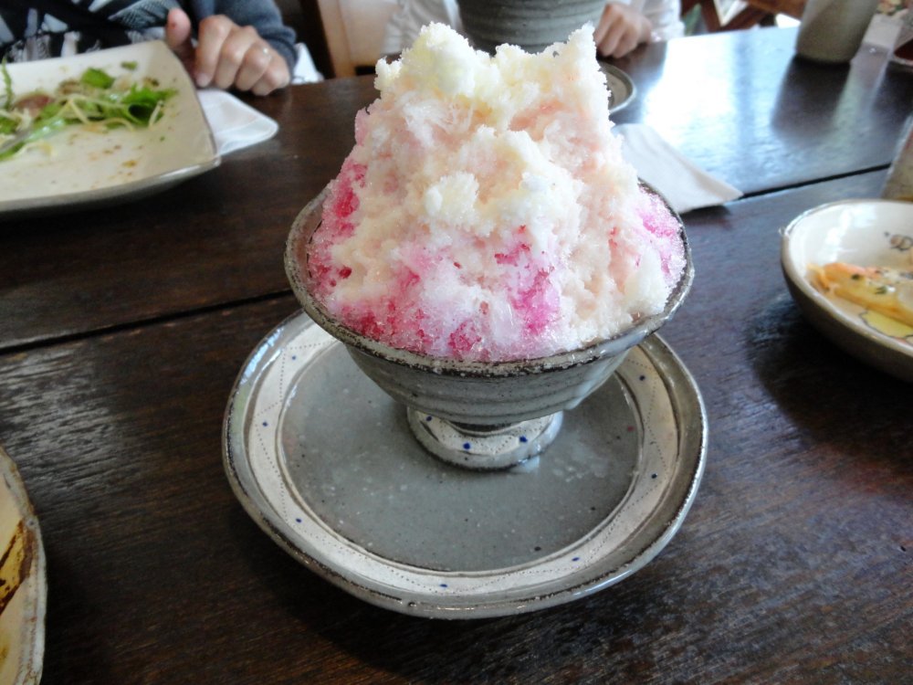 Refreshing ichigo kakigori (strawberry-flavored shaved ice)