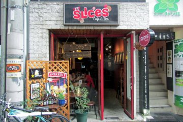 <p>Slices store front</p>