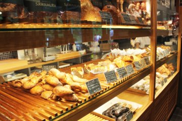 <p>Some of the selection of bread and cakes in Sawamura</p>