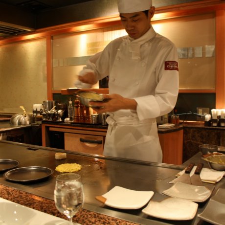 Okonomiyaki at President Chibo