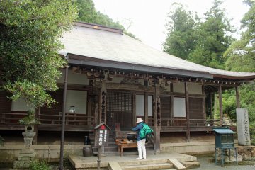 <p>Another of the temple&#39;s worship halls</p>