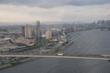 <p>Мост Акаси-Кайкё</p>