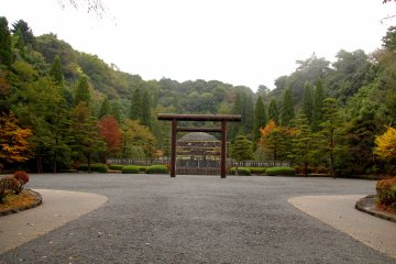 <p>Mausoleum of the Showa Emperor, called Musashino no Misasagi</p>
