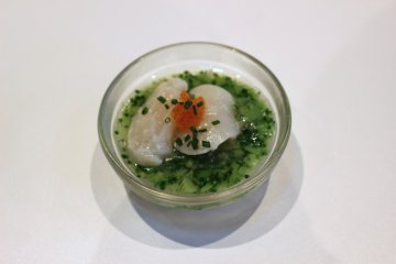<p>Cauliflower mousse, dish whose name likely inspires fear and loathing in one&#39;s inner 8-year old, is actually savory and deliciou</p>
