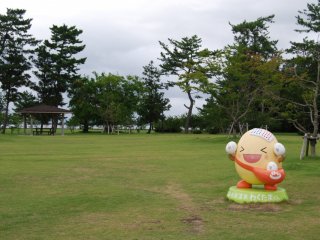 Wakatama-kun has fun in Yuttari Park
