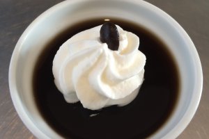 Coffee jelly for dessert.
