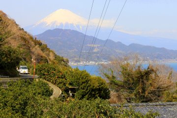 As we ascend higher, we came across this marvelous view of Mount Fuji overlooking Suruga Bay