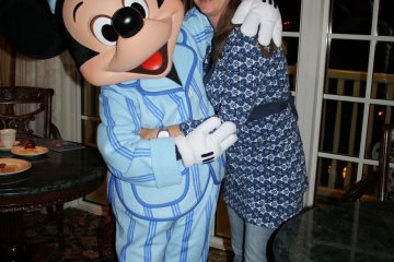 Nele on her surprise night with Mickey Mouse in PJs
