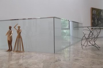 <p>Some sculptures from the second floor</p>