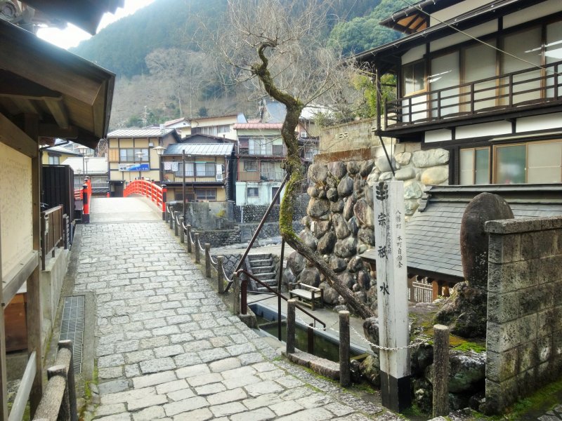 The cobbled street near Sogi Sui, a water spring where locals once washed clothes and vegetables