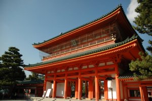 Heian Shrine is well loved by photographers and cultural historians alike
