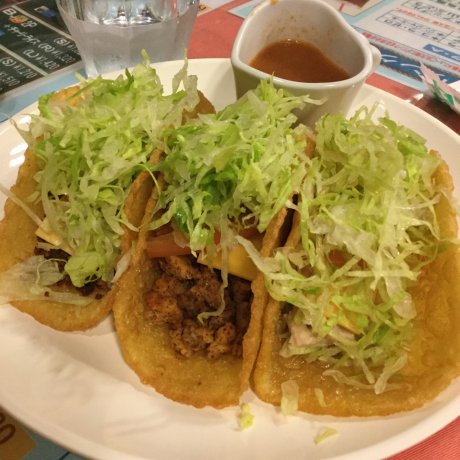Charlie's Tacos