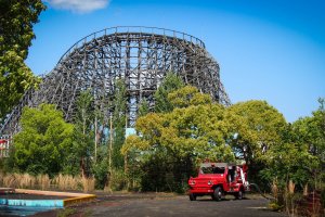 The Aska coaster and a relatively new car left behind.