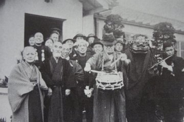 Morgan (center) must be enjoying a New Year event with his neighbors