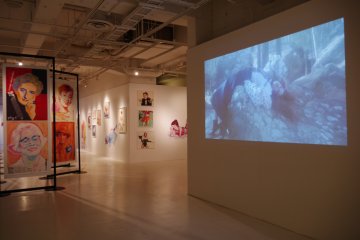 Hyper! Harumi Girls! in PARCO Museum consists of both film and print