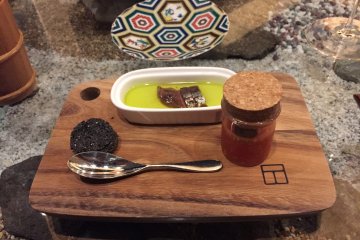Trip to Sado Island - Sardine in olive oil with diced tomato and black crackers