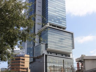 La tour Hikarie depuis Shibuya Crossing
