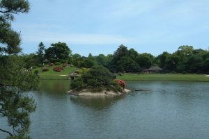 Korakuen : un autre des nombreux étangs