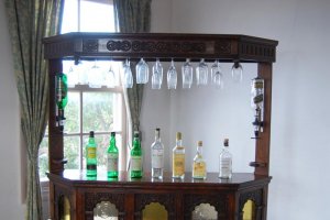 Would you like a bar in your house?