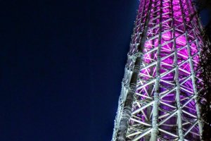 The skytree, ablaze with eye-catching pink in honour of Hanami season