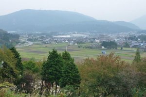 Cảnh chiến trường Sekigahara nhìn từ trại chiến của Ishida trên núi Sasao