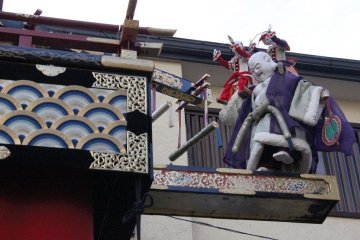 Fall Festival Float Marionette Show in Takayama