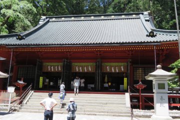 Futarasan Shrine: The worship hall of the main shrine