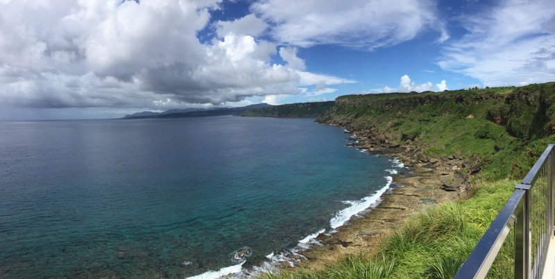 Вид на Тихий Океан с берега Токуносимы