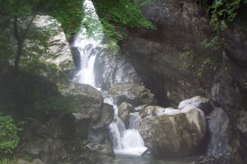 Ogawano-otaki Waterfalls