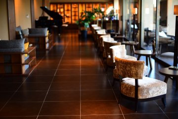Bar lounge at Grand Hotel Kitakobushi