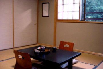Pleasant private room at Hanaya a Homestay like Ryokan near Nagiso on the Nakasendo between Kyoto and Tokyo