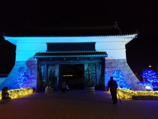 Gerbang Otemon, pintu utama menuju kastil