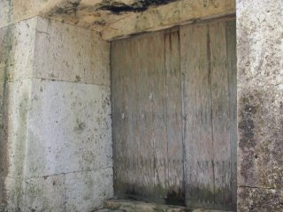 The side of the stone gate that served as entrance back into Shuri Castle