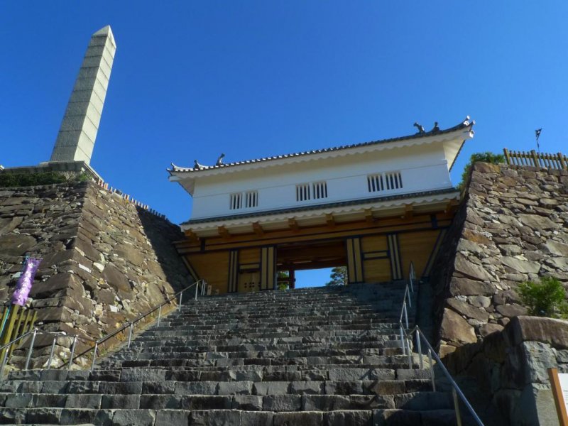 Steps leading to the Honmaru Enclosure