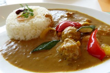 <p>Curry at the museum restaurant</p>