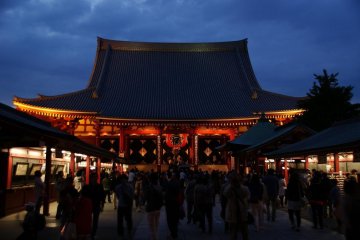 The main hall of Sensoji Temple attracts large crowds